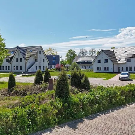 Rex Rugia Fewo15-3 Mit Schwimmbad Und Saunanutzung Im Ahoi-erlebnisbad Sellin 로베